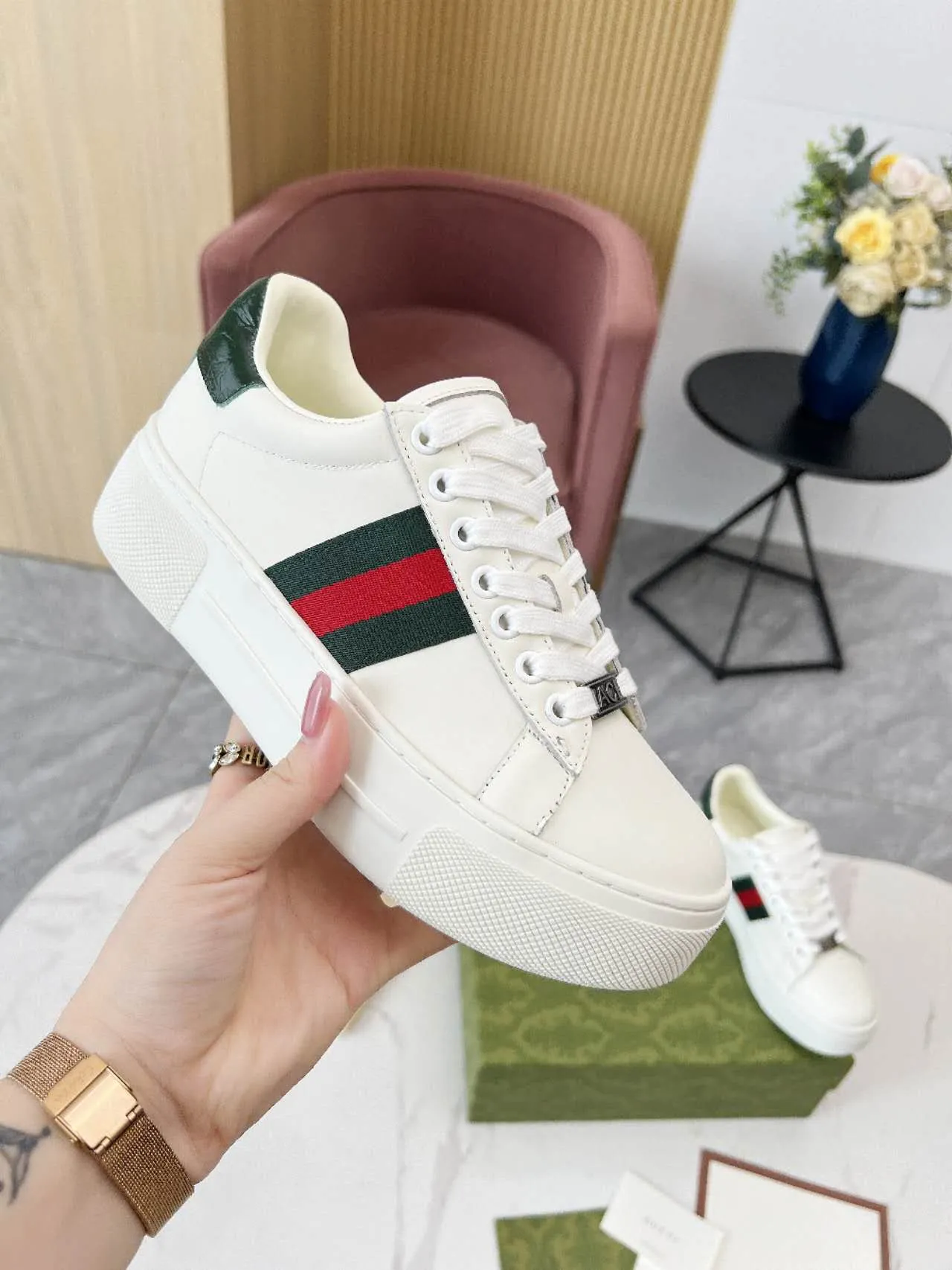 👟👟Ex-factory price 460👟👟 Men's model +10 Gucci/Gucci new thick-soled white shoes. Rubber outsole, fabric: ribbon cowhide, cowhide lining, cowhide feet, 35-45 factory